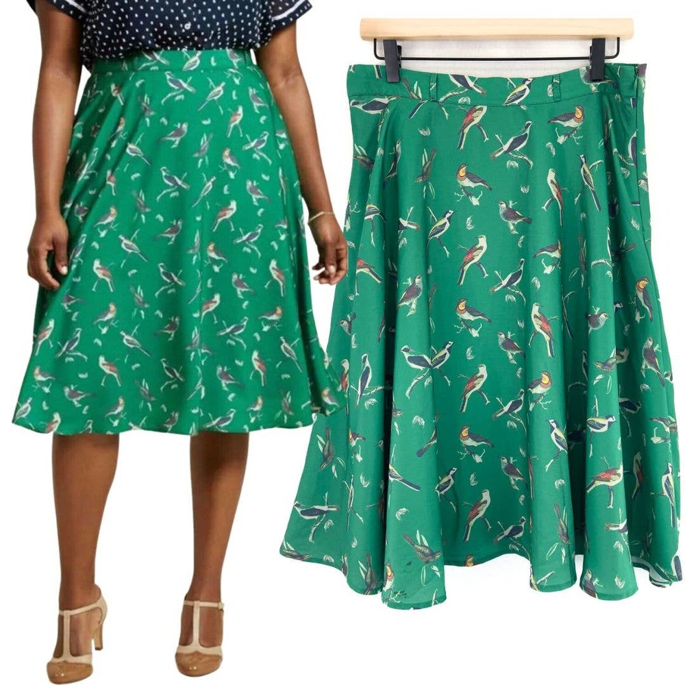 Modcloth Women's Novelty Print Green Bird Print A Line Circle Skirt size Large